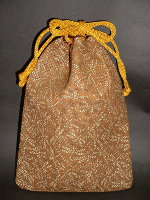シミア 巾着（鹿角の根付）/ 信玄袋 合切袋 煙草入れ 黄土色 未使用